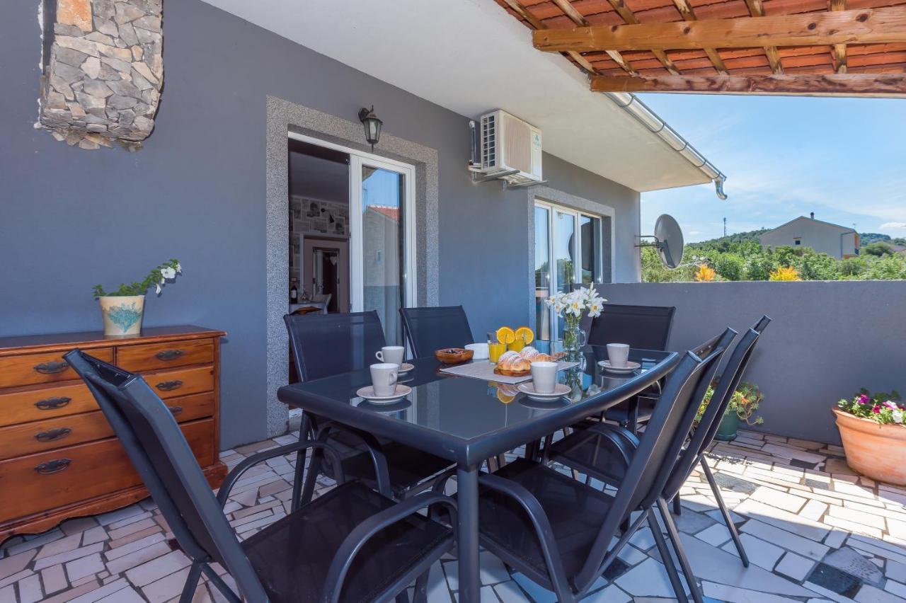 Apartment Vice Σίμπενικ Εξωτερικό φωτογραφία